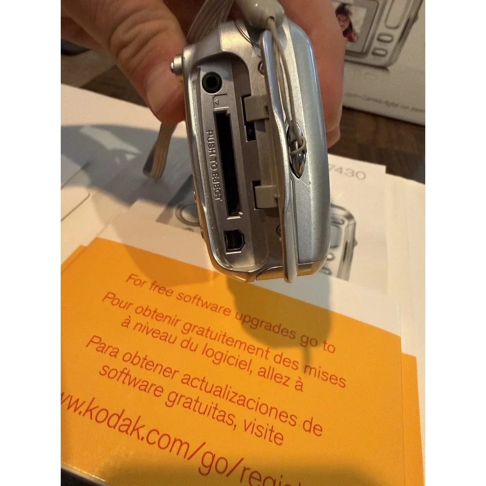 Kodak EasyShare CX7430 4MP Digital Camera CIB Parts Repair Lens Error AS-IS Box